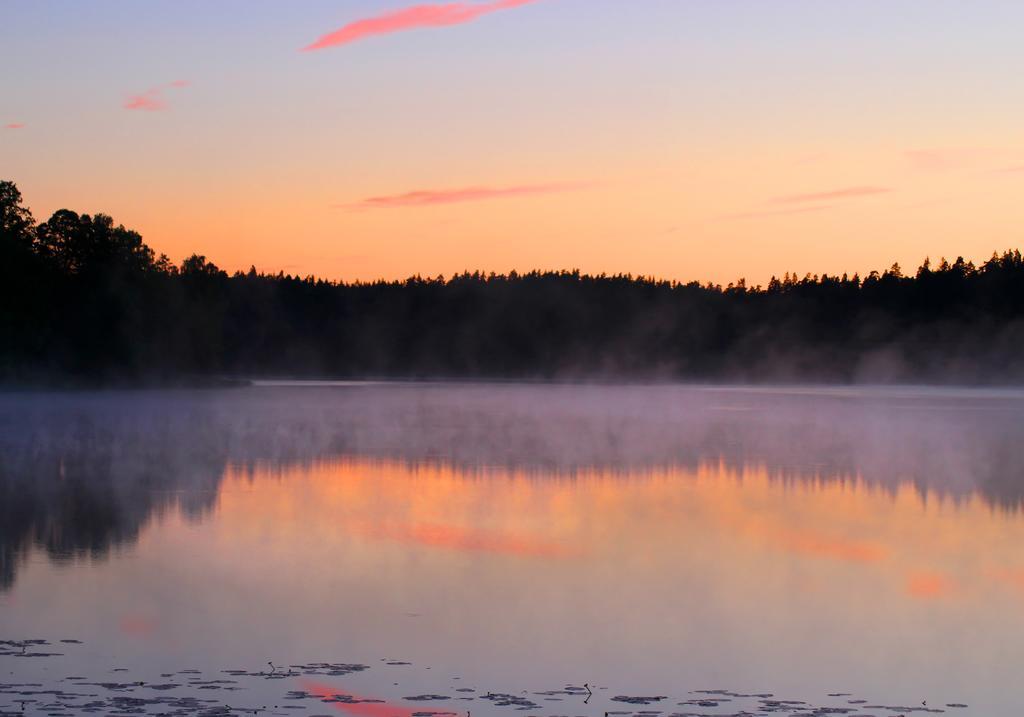 Ezerkalni Villa Raiskums Luaran gambar